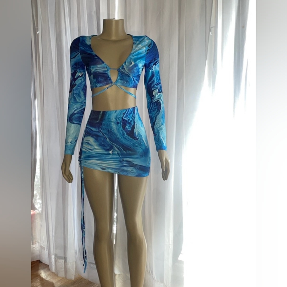 Small Skirt Set